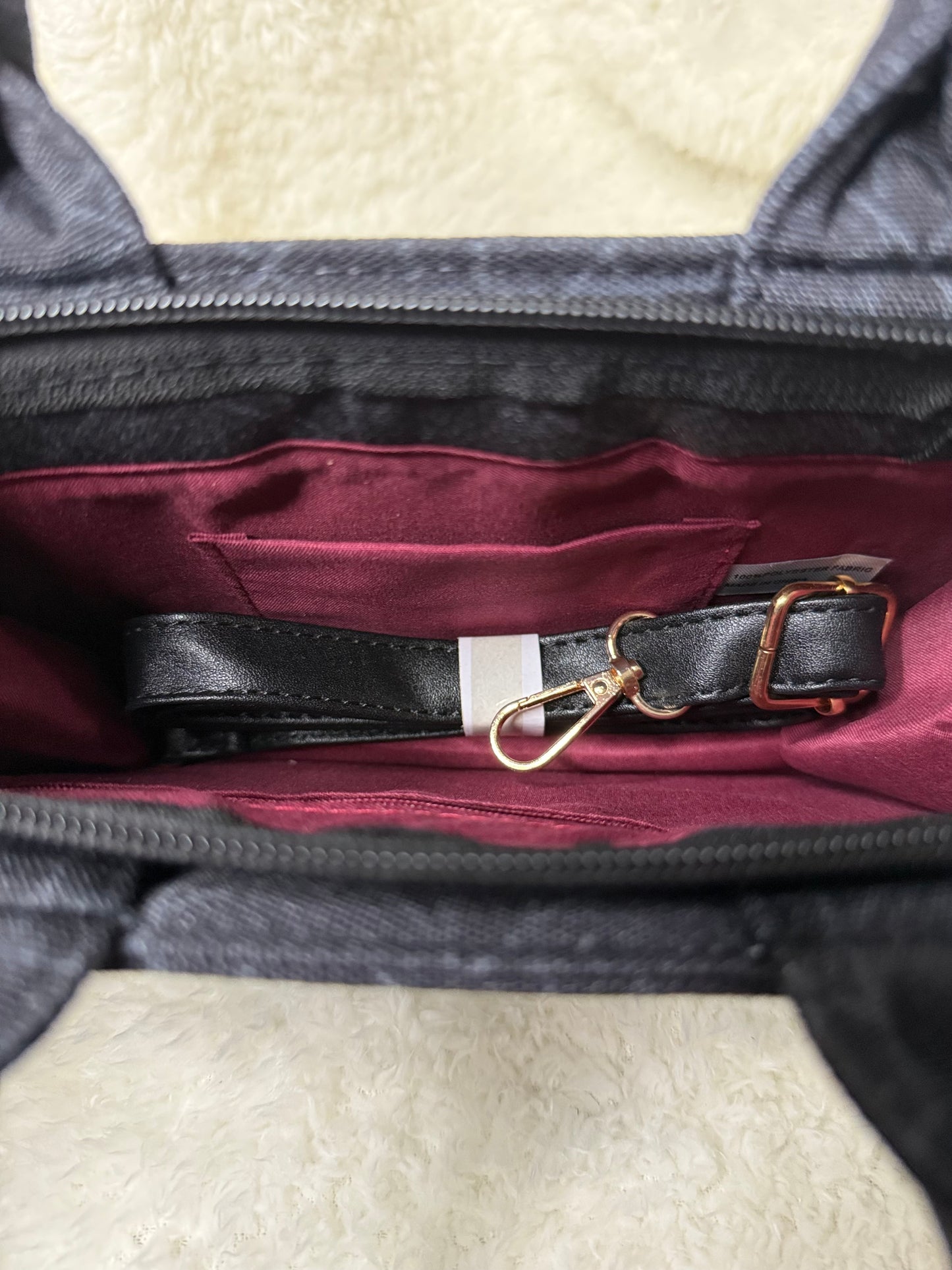 Mini Top-Handle Tote – Structured & Stylish