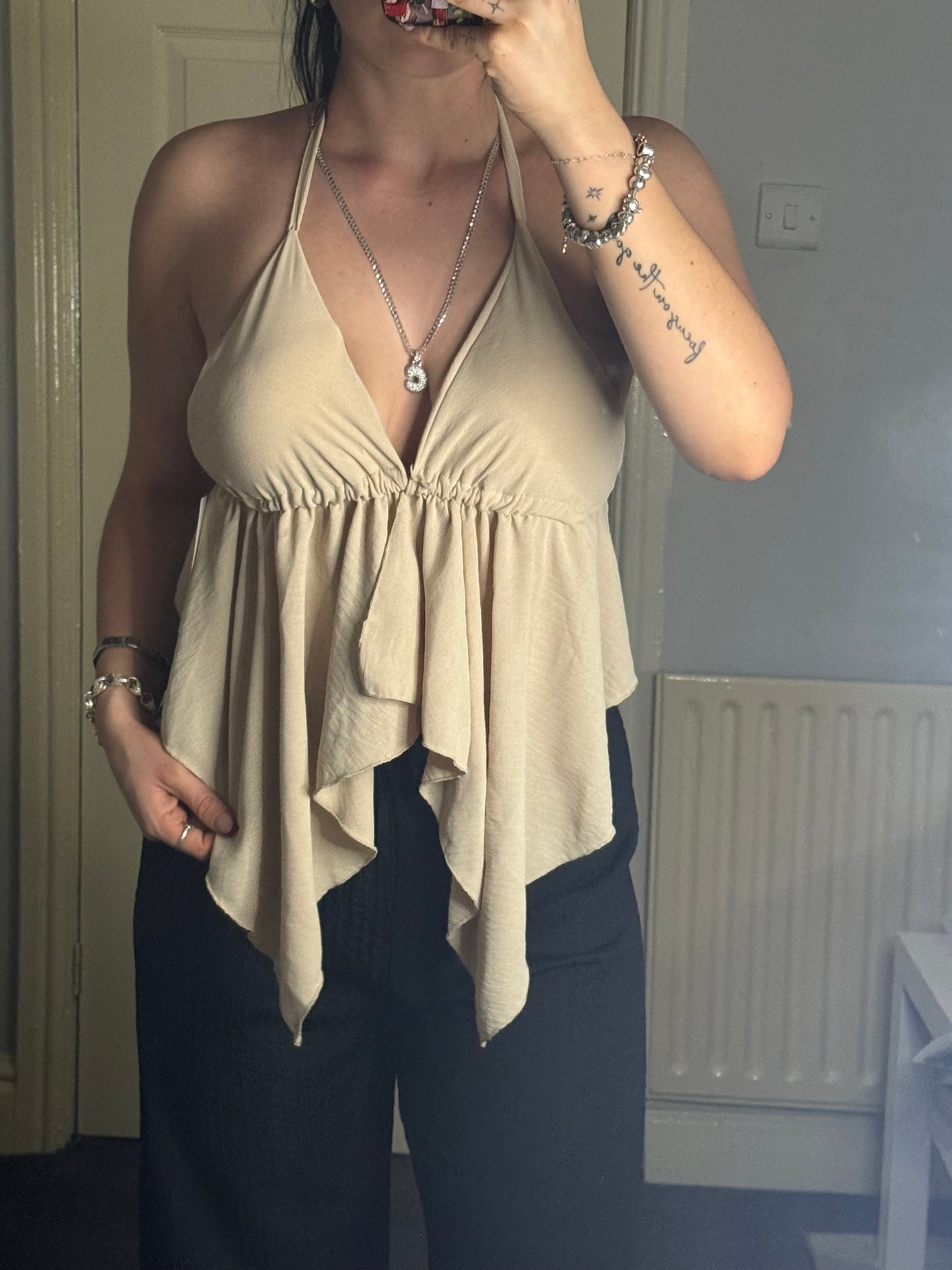 Floaty tie around top