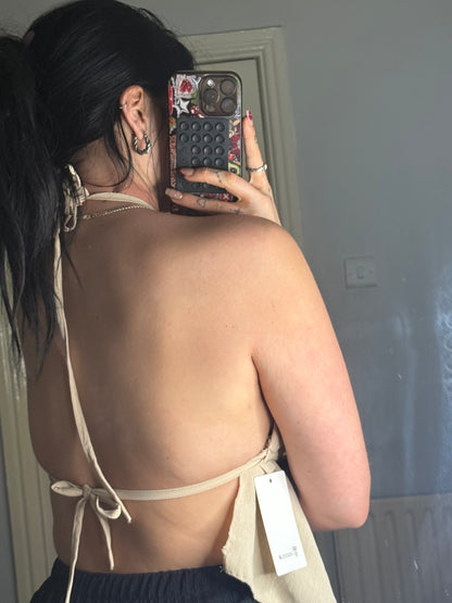 Floaty tie around top
