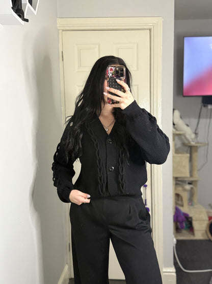 Super soft cropped buttoned braided cardigan