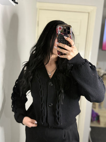 Super soft cropped buttoned braided cardigan