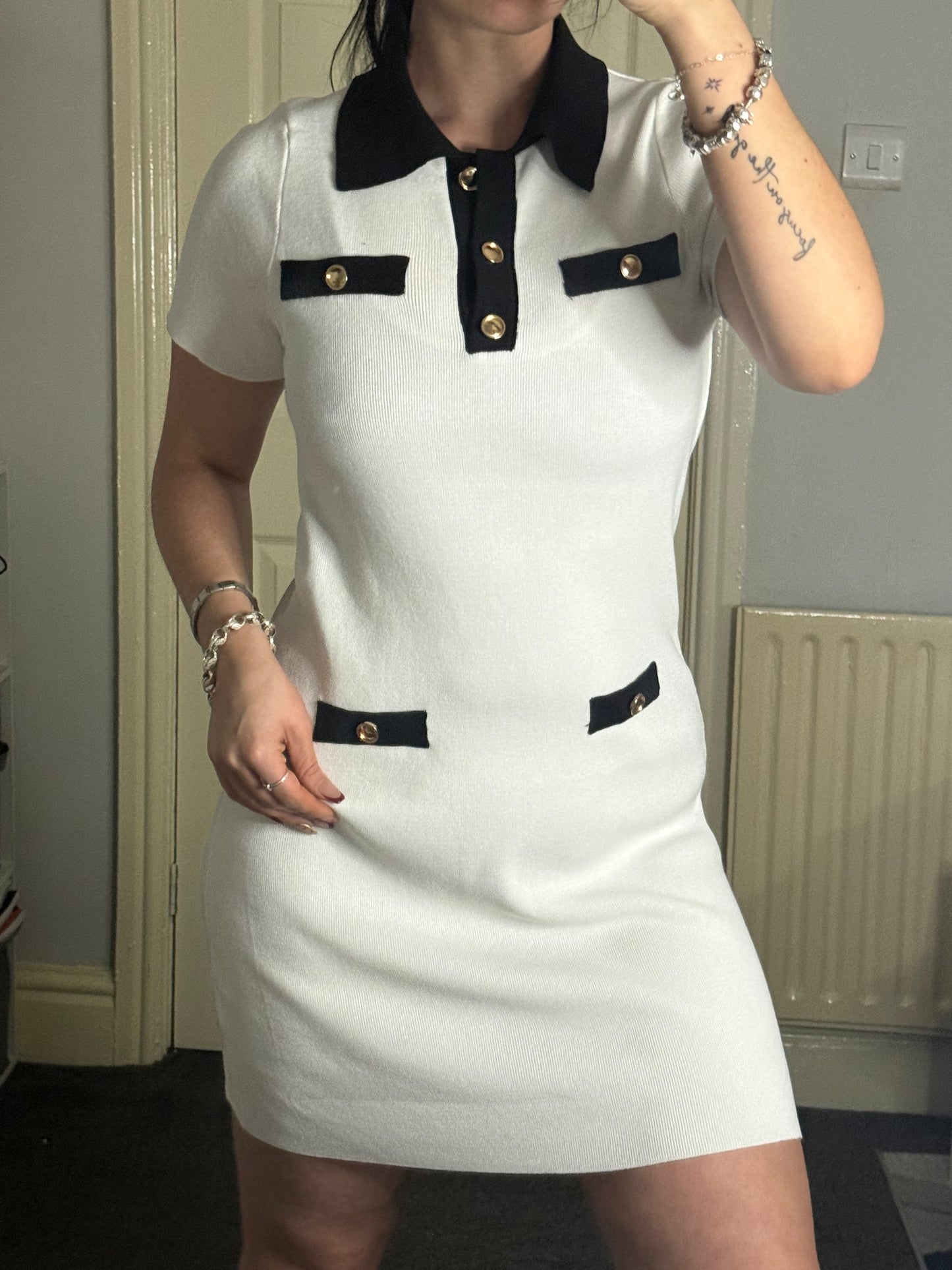 Ribbed black and white dress
