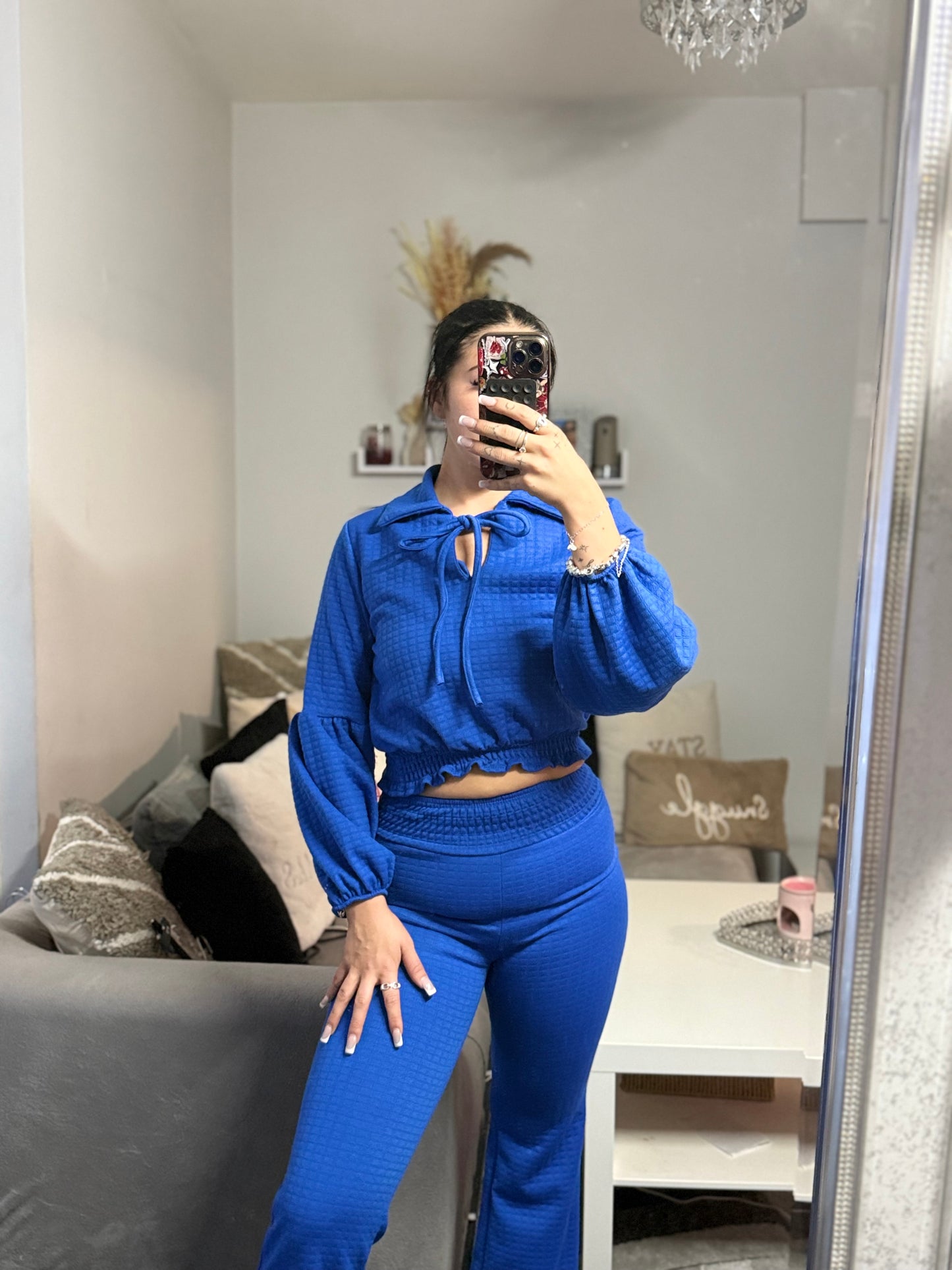 Two piece set